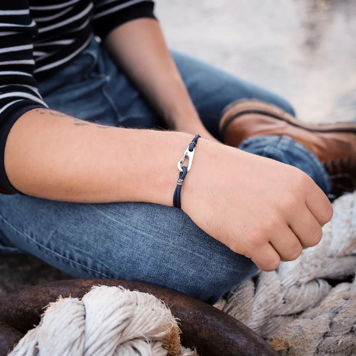 Bracelet escalade homme minimaliste Ubaye - Noir - Monzémaré – Image 3