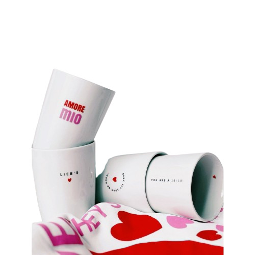 Tasse en porcelaine en forme de cœur - MORE AMOR POR FAVOR