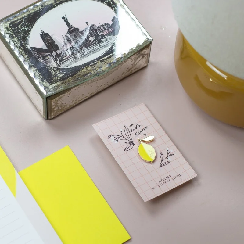 Pin's "Un Zeste d'Amour" en laiton - My lovely thing – Image 2