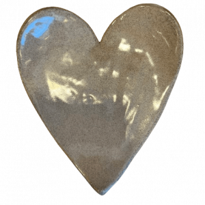 concept-store-idees-et-saveurs-coupelle-coeur-grise-martine-removebg-preview