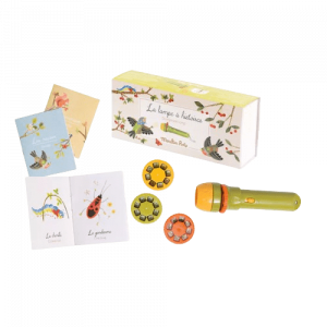 idees-et-saveurs-lampe-histoire-jardin-du-moulin-moulinroty-removebg-preview