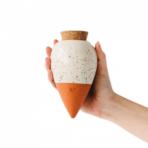 idees-et-saveurs-pot-blanc-grainé-pepin-removebg-preview